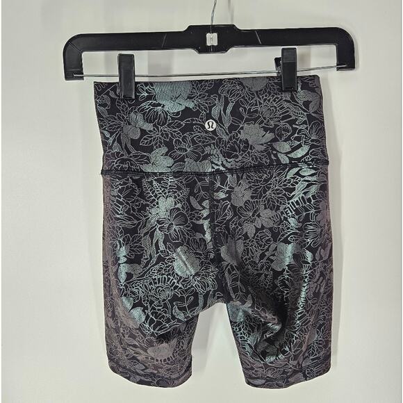 Lululemon Logo Flourish Black Iridescent 8" Foil Wunder Train High-Rise Short 4 - Picture 5 of 11